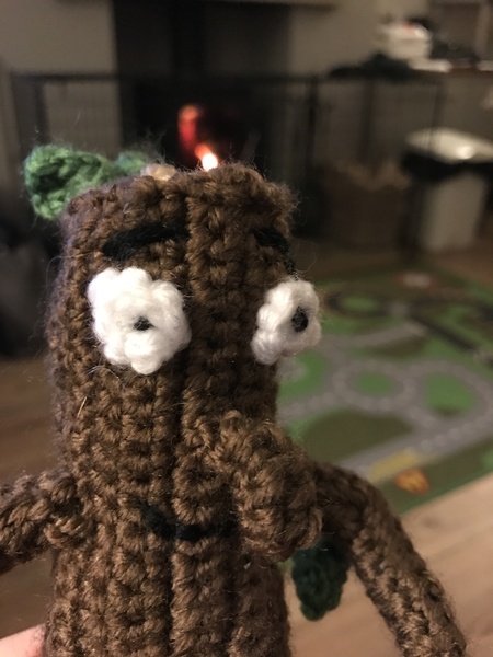 Crocheting eyes and noses