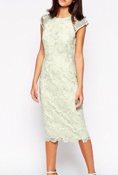AIBU to not wear a white dress for my wedding?