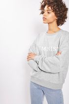 Feminist slogan tees everywhere!