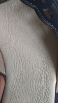 Wrinkled (in)soles in leather sandals. would this bother you?