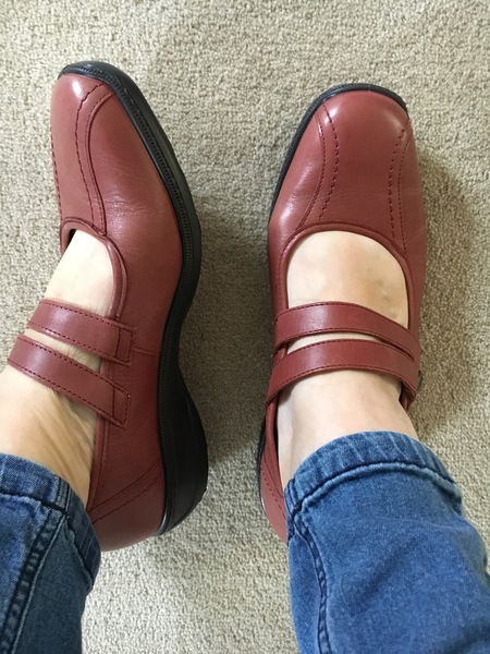 Mission impossible - smart, flat, wide fitting and comfortable shoes?