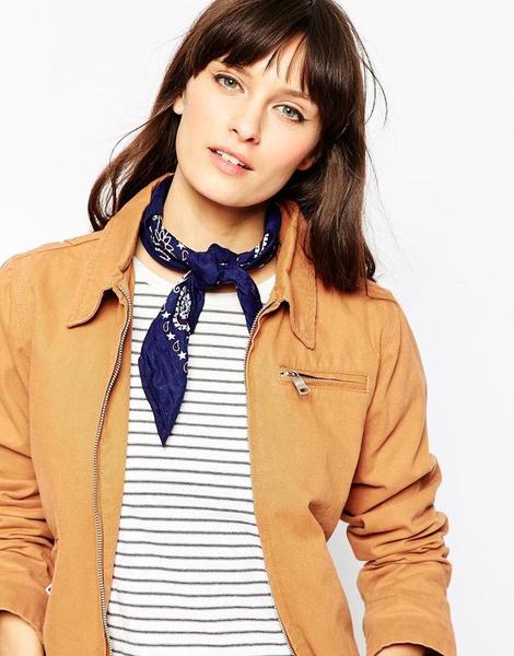 My ageing neck! Make it stop!