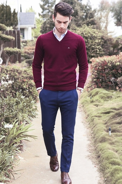 To think this is the absolute hottest outfit a guy can wear