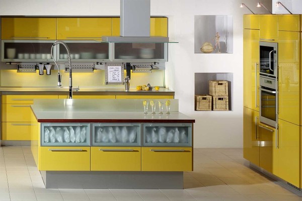 Yellow kitchen cabinets - what colour walls?