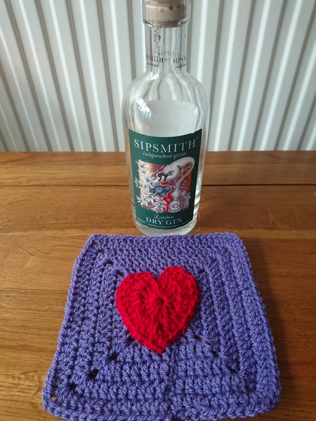 Zombie and Woolly Hugs. OVER HERE!! Come and find out about her legacy of Candy’s Hugs, newcomers and old hands, all very welcome