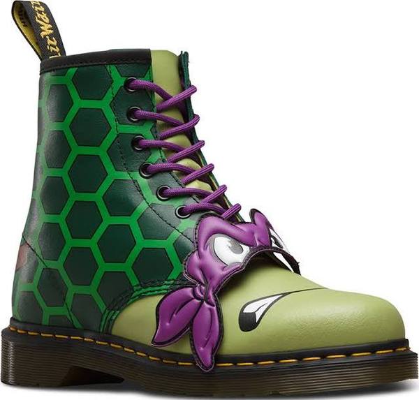 I don't want to look expensive thread. I like colour, prints and comfortable quirky stuff.