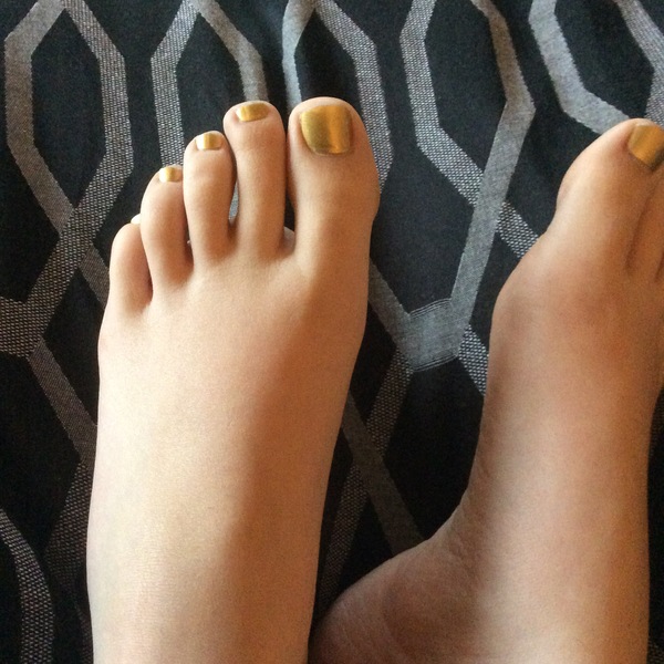 Frugaleers saving and chatting through April