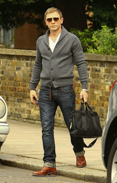 To think this is the absolute hottest outfit a guy can wear
