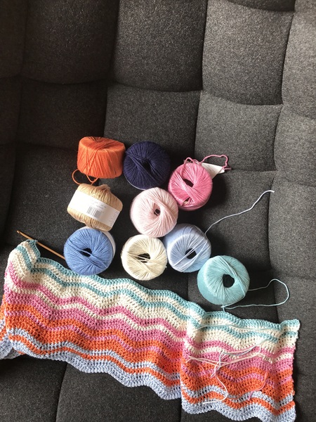 A knitting/crochet progress thread