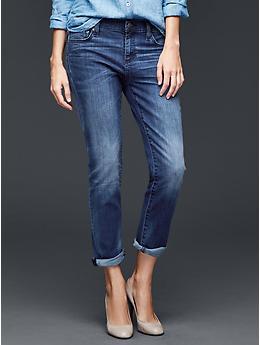Non ripped jeans
