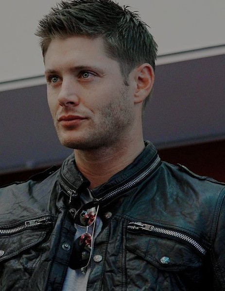 To think this is the absolute hottest outfit a guy can wear