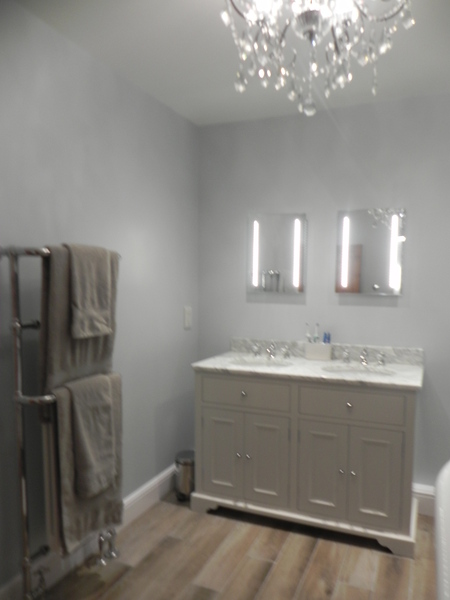 Bathroom vanity