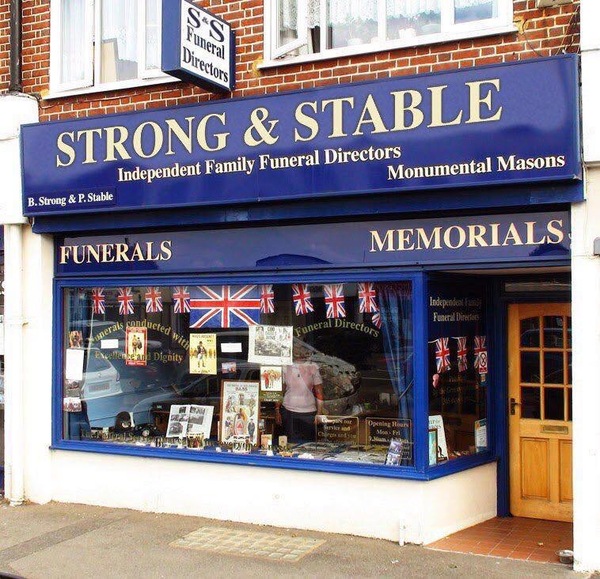 Westministenders: Up Shit Creek without Wifi.