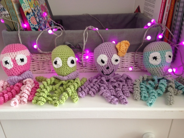 Crochet octupus for premature babies