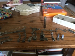 Vintage sewing machine fans, I'm back!