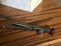 Vintage sewing machine fans, I'm back!