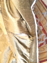 Any curtain experts about?
