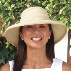 Sun hats for big heads!