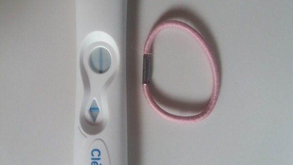 Line eyes... is this my bfp or am I imagining it?