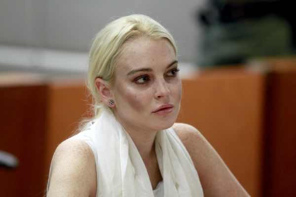 To hate the current trend for huge, unnatural slug like eyebrows?