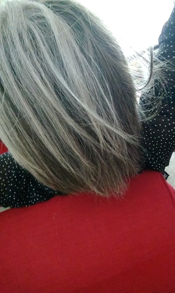 Women who let their hair go grey