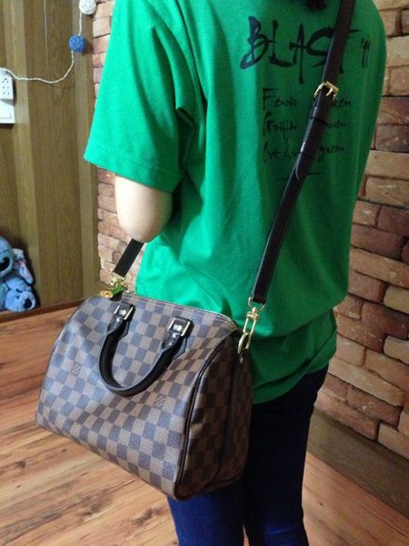 LV Speedy bandoliere or Small Bayswater?