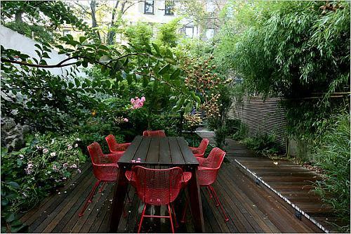 Small Garden - advice please pictures included.