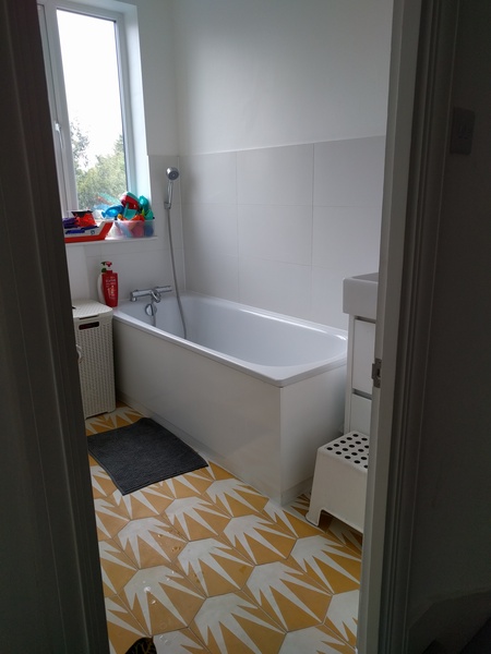 What goes with Moroccan floor tiles?