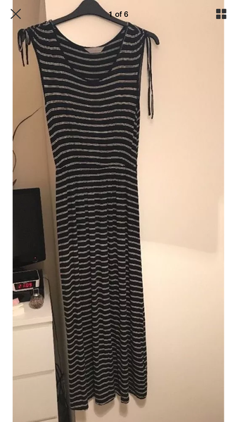 Can anyone help me find a similar maxi dress in a petite range?