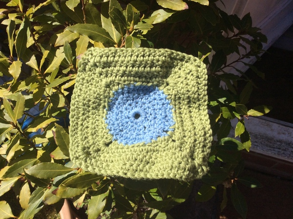 The Mumsnet, we need your help to make a Woolly Hug for lovely JuanPotatoTwo