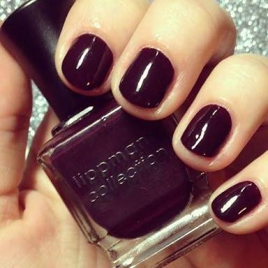 What colour nails should I get?? (Job interview)