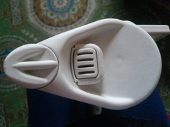 help! my kiddyguard retractable stairgate won't retract!