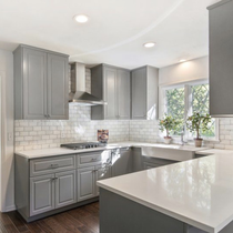 Kitchen colours - white cupboards, black surface or grey cupboards and light surface