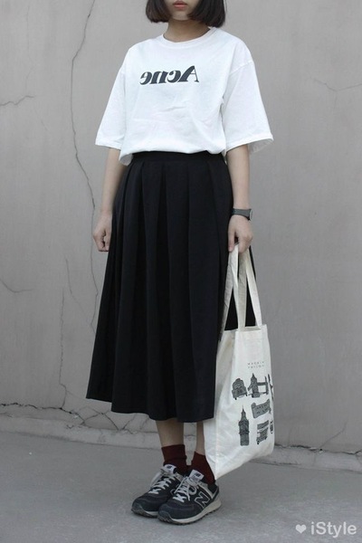 How to style a midi skirt