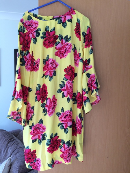 Shoes to go with a yellow dress