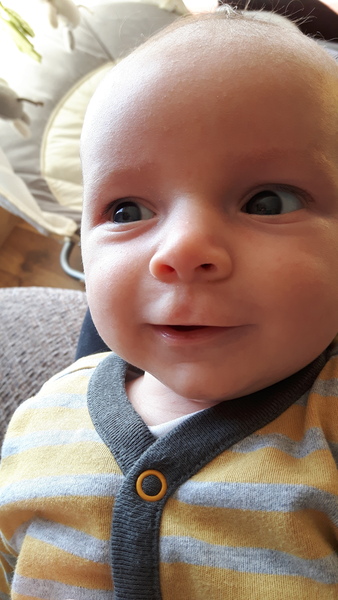 May 2017 #16 Sleep deprivation, mumnesia and first smiles