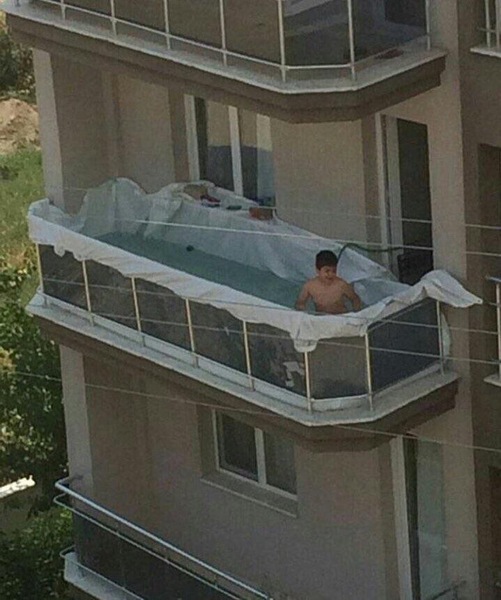 Wibu to put a hot tub on my balcony?