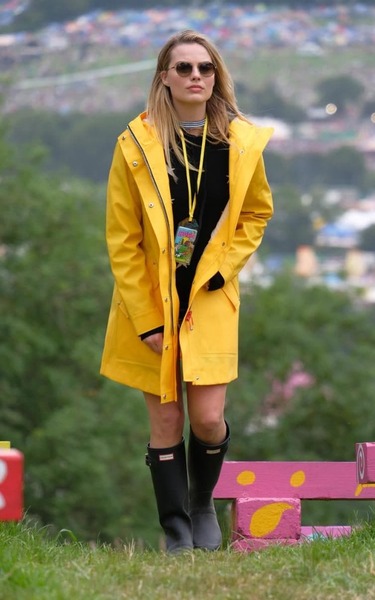Margot Robbie's mac at Glasto