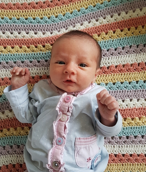 May 2017 #16 Sleep deprivation, mumnesia and first smiles