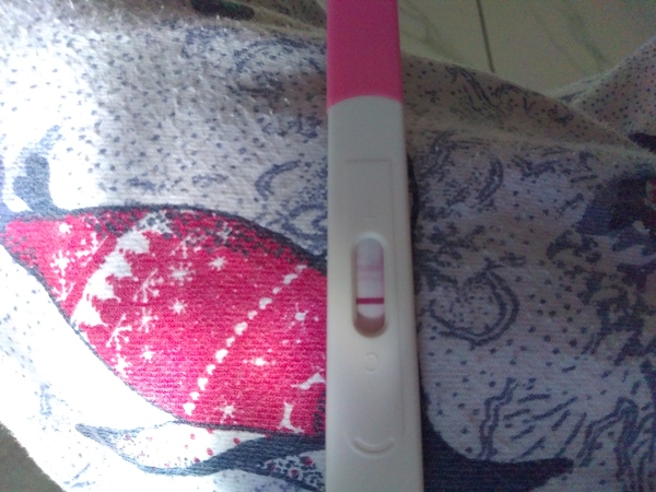 12dpo hand hold