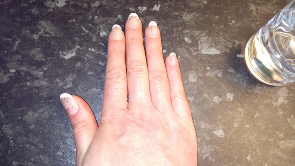 How long does gel nail polish last for?