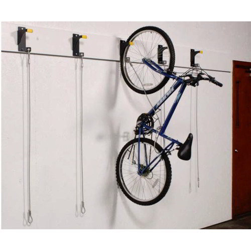 Fitting out storage room
