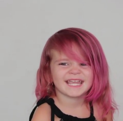 Woman dyes her 2 year old daughters hair
