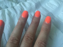 How long does gel nail polish last for?