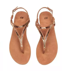 Shoes to wear with this dress (do you like it??) for wedding day at 35 weeks?