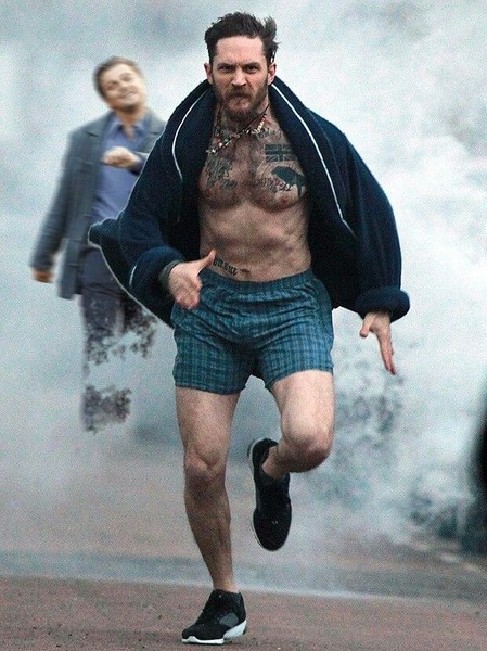 I need a Tom Hardy thread. Who's with me?