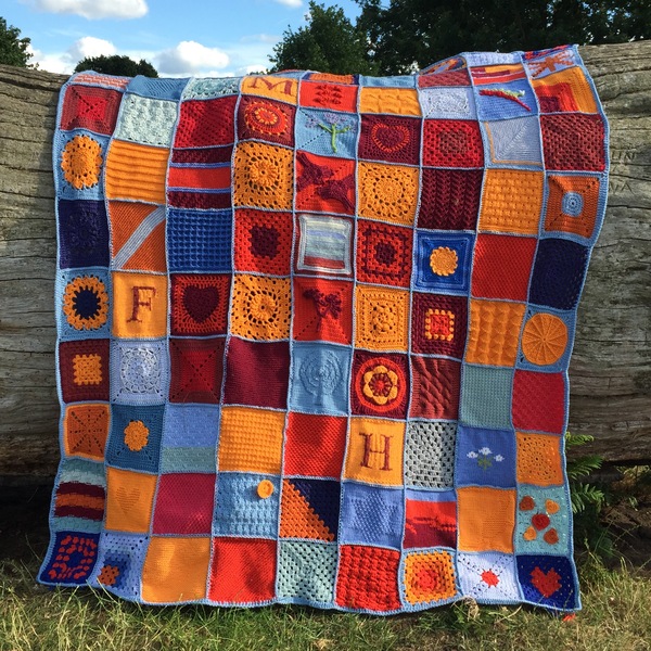 We are making a Woolly Hug for lovely Echt : Lovely donors and crafters, please, we need your help.