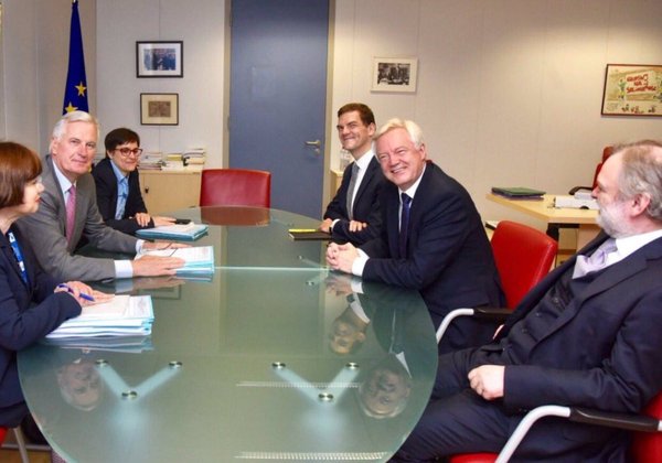 Westministenders: Transition