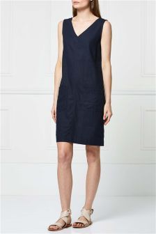 A perfect dress up/ dress down navy dress! The search is on....