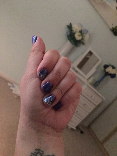 What colour for summer nails?